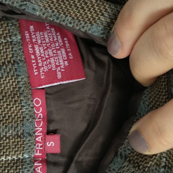 an Fransisco whool skirt - Picture 6 of 6